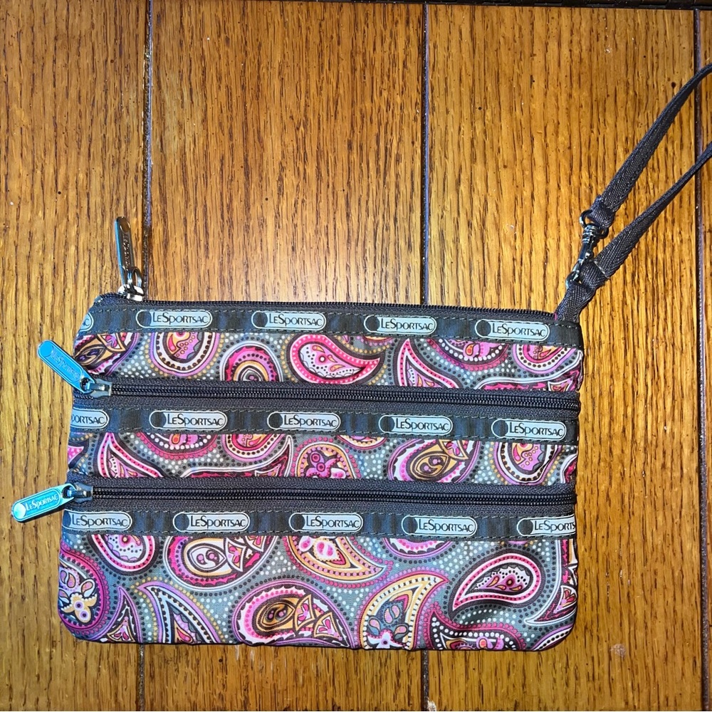 Lesportsac Triple Zip Pouch Wristlet Paisley